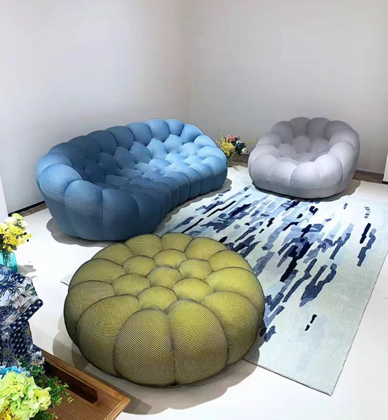 Rochburg bubble sofa